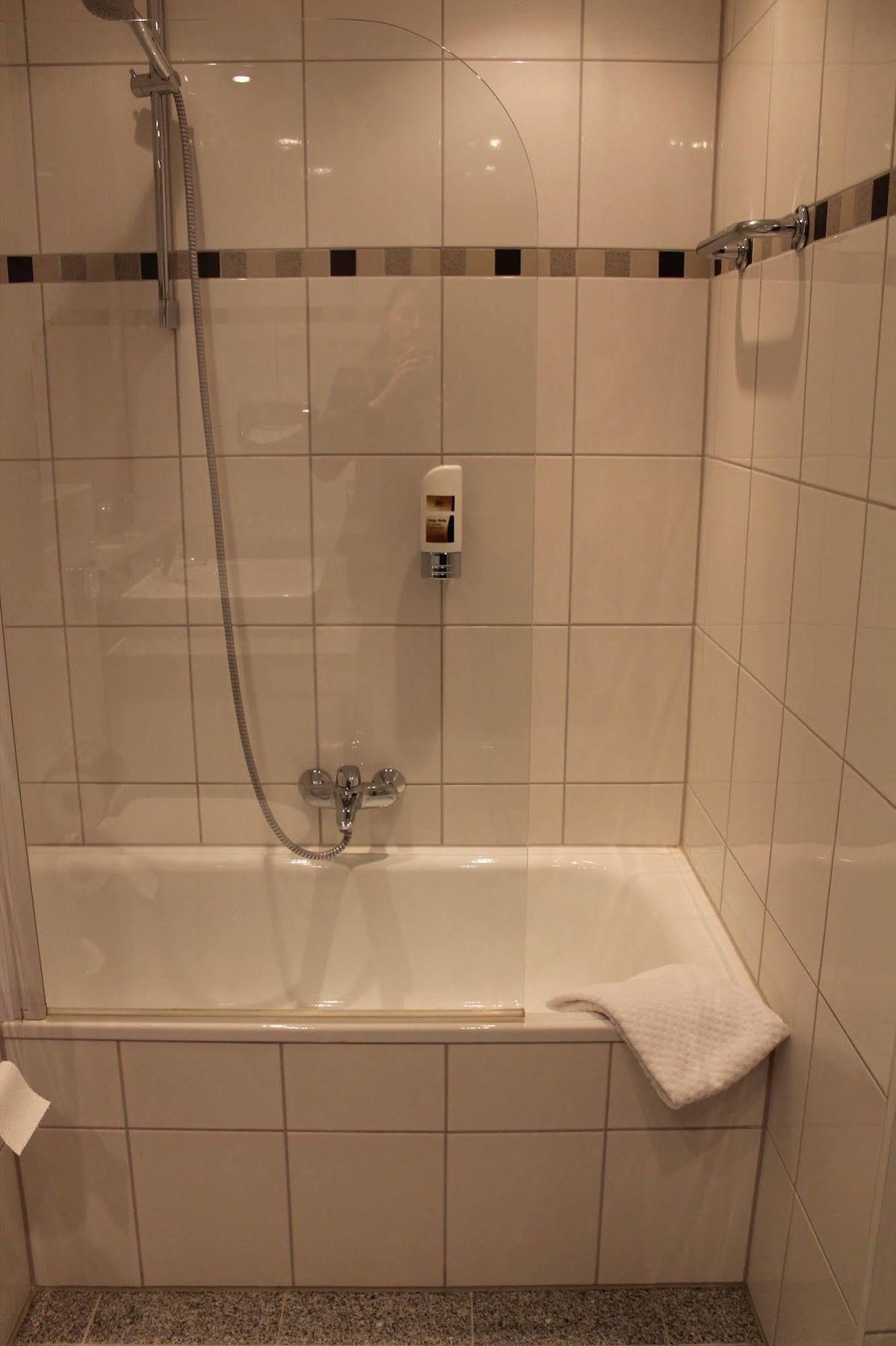 City Hotel Эссен Экстерьер фото